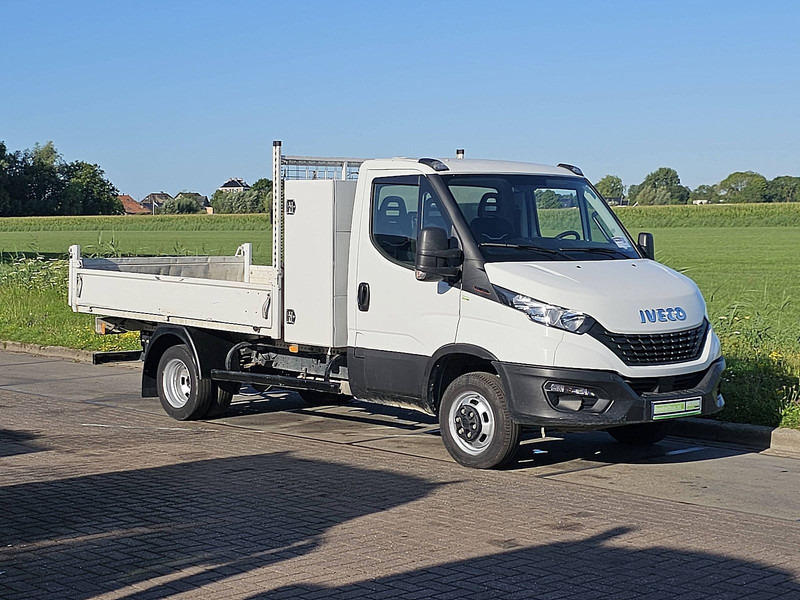Iveco Daily 35C16 3.0L Kipper Kist AC! - Billenőplatós kisteherautó: 5 kép. Iveco Daily 35C16 3.0L Kipper Kist AC! - Billenőplatós kisteherautó: 5 kép.
