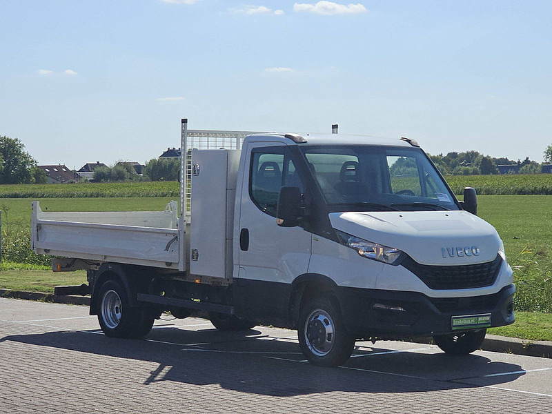 Iveco Daily 35C16 Kipper Kist 3.0Ltr - Billenőplatós kisteherautó: 5 kép. Iveco Daily 35C16 Kipper Kist 3.0Ltr - Billenőplatós kisteherautó: 5 kép.