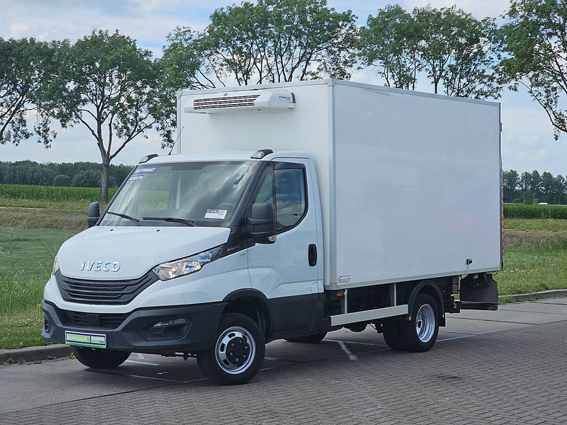 Iveco Daily 35C16 Koelwagen Laadklep! - Hűtős kisteherautó: 2 kép. Iveco Daily 35C16 Koelwagen Laadklep! - Hűtős kisteherautó: 2 kép.