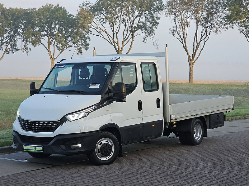 Iveco Daily 35C18 DUB.CAB 3.0Ltr 180Pk - Platós kisteherautó: 2 kép. Iveco Daily 35C18 DUB.CAB 3.0Ltr 180Pk - Platós kisteherautó: 2 kép.