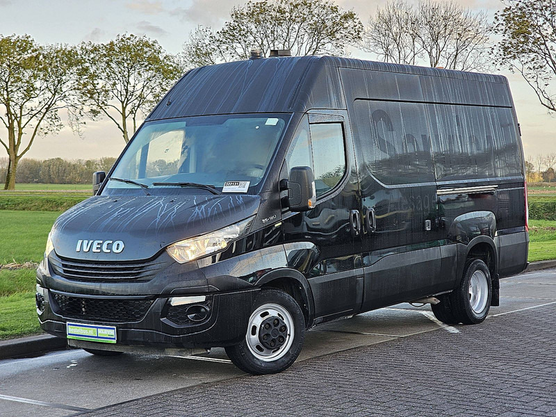 Iveco Daily 35C18 L2H2 3.0Ltr AC Euro6 - Furgon: 2 kép. Iveco Daily 35C18 L2H2 3.0Ltr AC Euro6 - Furgon: 2 kép.