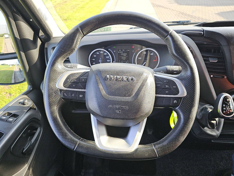 Furgon Iveco Daily 35C18 ac automaat  EURO6: 12 kép.
