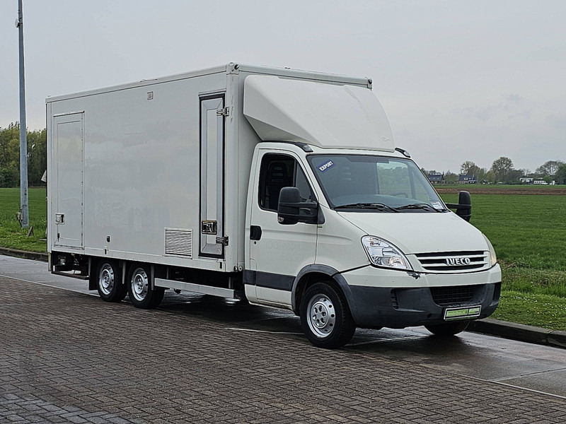 Iveco Daily 35S14 BE-COMBI Laadklep! - Dobozos kisteherautó: 5 kép. Iveco Daily 35S14 BE-COMBI Laadklep! - Dobozos kisteherautó: 5 kép.