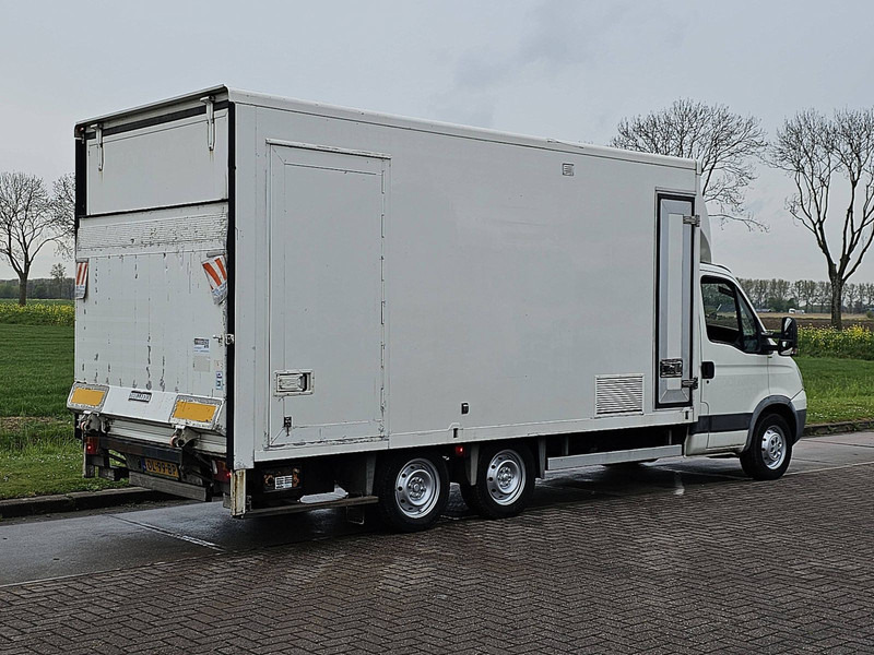Iveco Daily 35S14 BE-COMBI Laadklep! - Dobozos kisteherautó: 3 kép. Iveco Daily 35S14 BE-COMBI Laadklep! - Dobozos kisteherautó: 3 kép.