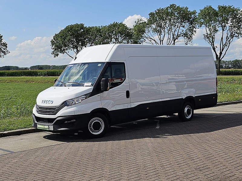 Iveco Daily 35S14 L4H2 Maxi Automaat - Furgon: 2 kép. Iveco Daily 35S14 L4H2 Maxi Automaat - Furgon: 2 kép.
