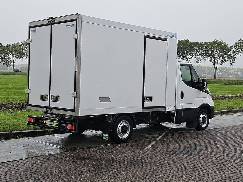Iveco Daily 35S16 Bakwagen Koel/Vries - Hűtős kisteherautó: 3 kép. Iveco Daily 35S16 Bakwagen Koel/Vries - Hűtős kisteherautó: 3 kép.