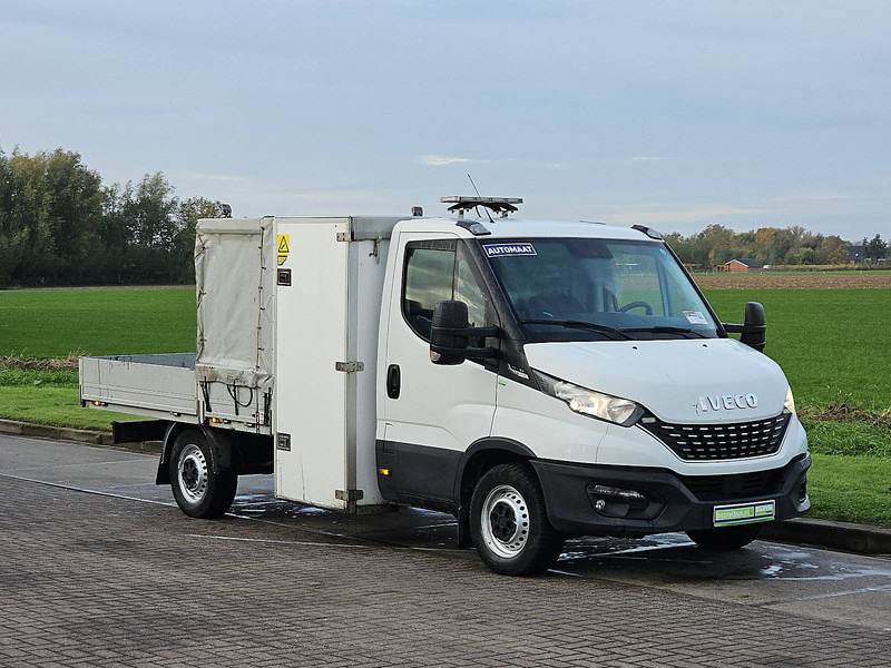 Iveco Daily 35S16 Open-Laadbak Kist AC - Platós kisteherautó: 5 kép. Iveco Daily 35S16 Open-Laadbak Kist AC - Platós kisteherautó: 5 kép.