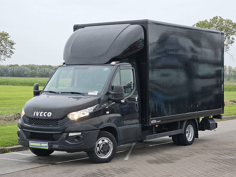 Iveco Daily 40C15 3.0 ltr - Dobozos kisteherautó: 2 kép. Iveco Daily 40C15 3.0 ltr - Dobozos kisteherautó: 2 kép.
