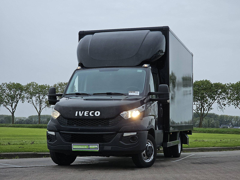 Iveco Daily 40C15 3.0 ltr - Dobozos kisteherautó: 1 kép. Iveco Daily 40C15 3.0 ltr - Dobozos kisteherautó: 1 kép.