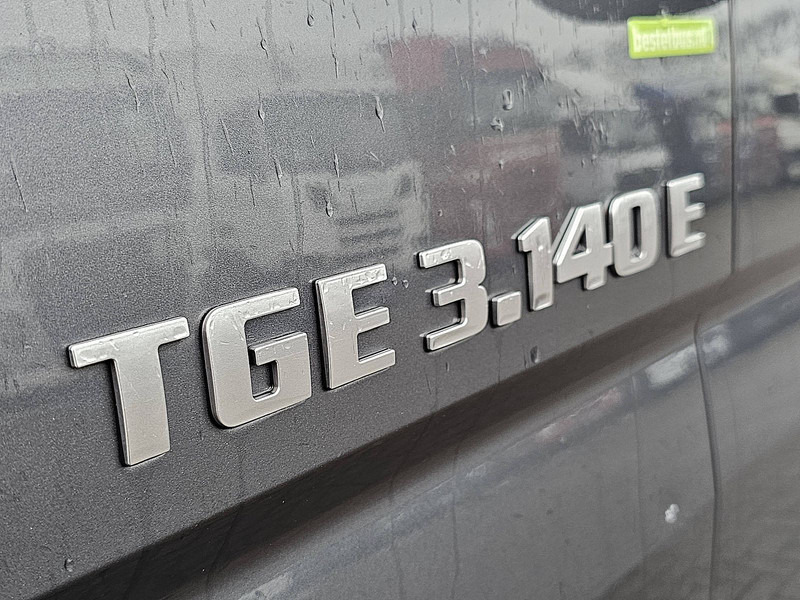 Furgon, Elektromos kisteherautó MAN E-TGE L3H3 35kWh LED Autom: 16 kép. Furgon, Elektromos kisteherautó MAN E-TGE L3H3 35kWh LED Autom: 16 kép.