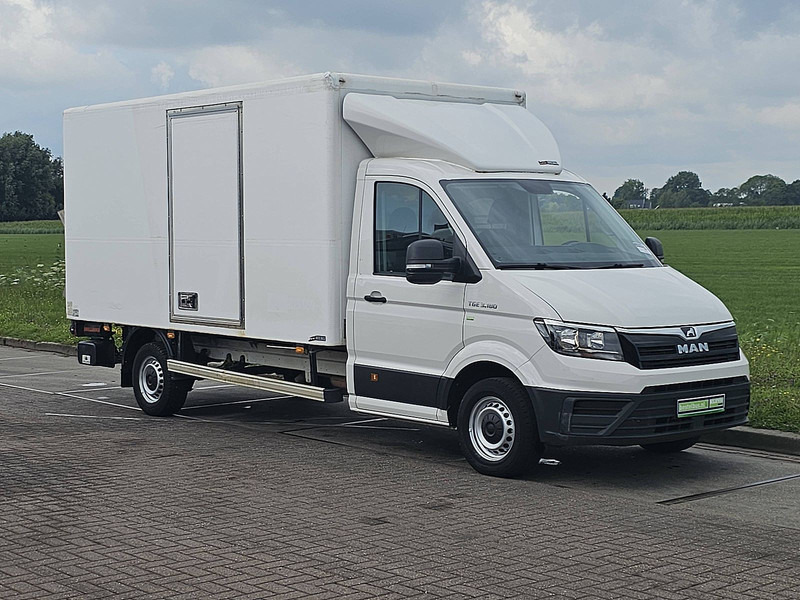 MAN TGE 3.180 Bakwagen Laadklep! - Dobozos kisteherautó: 5 kép. MAN TGE 3.180 Bakwagen Laadklep! - Dobozos kisteherautó: 5 kép.