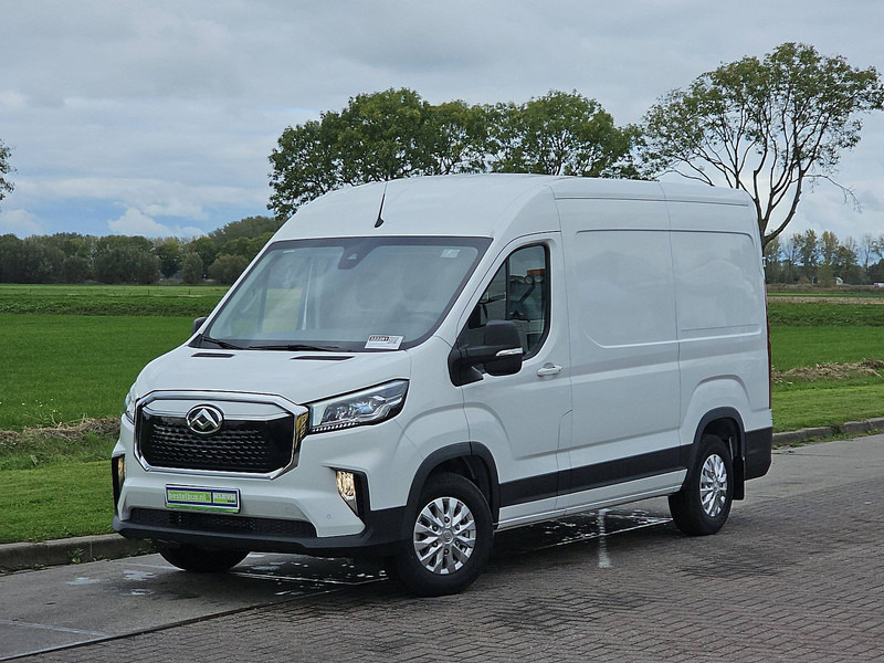 Maxus eDeliver 9 L2H2 340Km WLTP AC! - Furgon, Elektromos kisteherautó: 2 kép. Maxus eDeliver 9 L2H2 340Km WLTP AC! - Furgon, Elektromos kisteherautó: 2 kép.