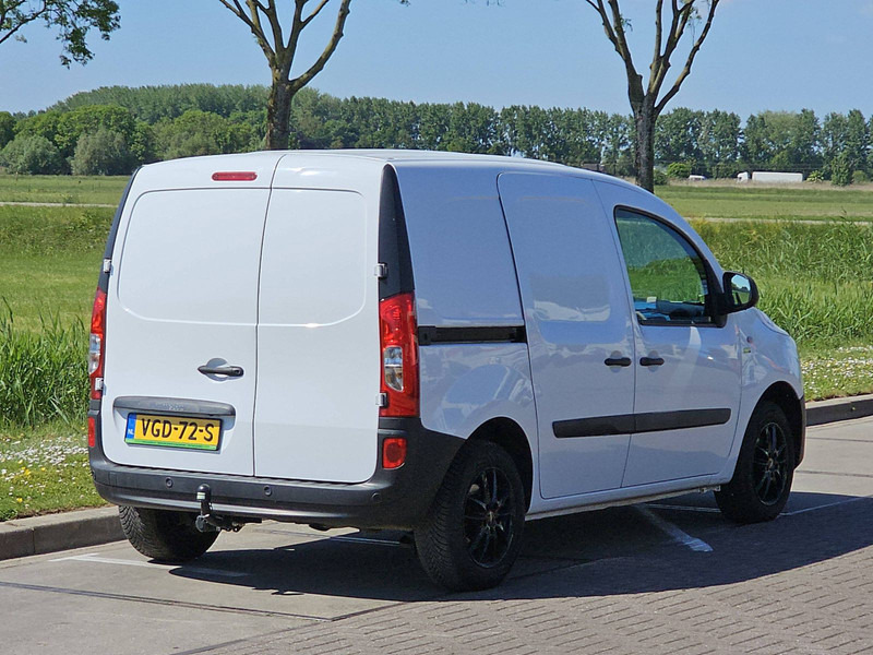 Mercedes-Benz Citan 108 CDI LONG Airco Euro6! - Dobozos kisteherautó: 3 kép. Mercedes-Benz Citan 108 CDI LONG Airco Euro6! - Dobozos kisteherautó: 3 kép.