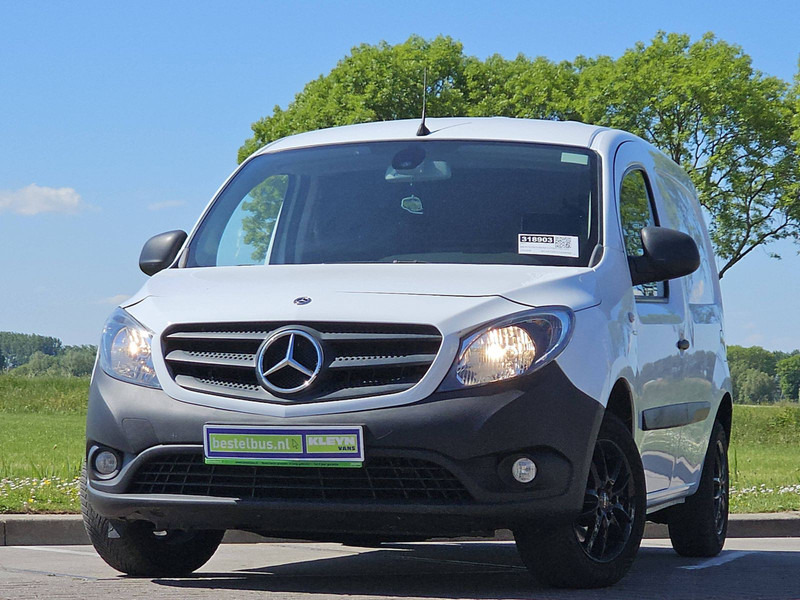 Mercedes-Benz Citan 108 CDI LONG Airco Euro6! - Dobozos kisteherautó: 1 kép. Mercedes-Benz Citan 108 CDI LONG Airco Euro6! - Dobozos kisteherautó: 1 kép.