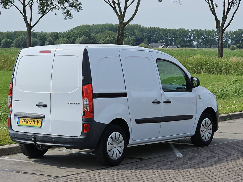 Mercedes-Benz Citan 108 CDI LONG Airco Euro6 NAP - Dobozos kisteherautó: 3 kép. Mercedes-Benz Citan 108 CDI LONG Airco Euro6 NAP - Dobozos kisteherautó: 3 kép.