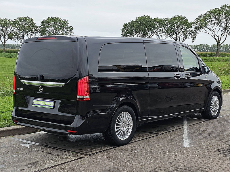 Mercedes-Benz EQV 300 L3 XL 8-Pers Mbux - Minibusz, Elektromos busz: 3 kép. Mercedes-Benz EQV 300 L3 XL 8-Pers Mbux - Minibusz, Elektromos busz: 3 kép.