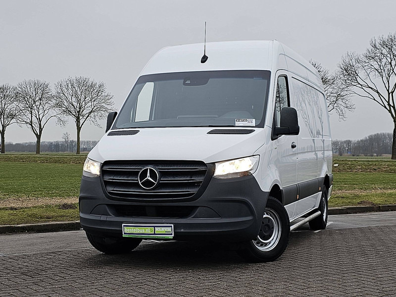 Mercedes-Benz Sprinter 311 L2H2 Wp-Inrichting ! - Furgon: 1 kép. Mercedes-Benz Sprinter 311 L2H2 Wp-Inrichting ! - Furgon: 1 kép.