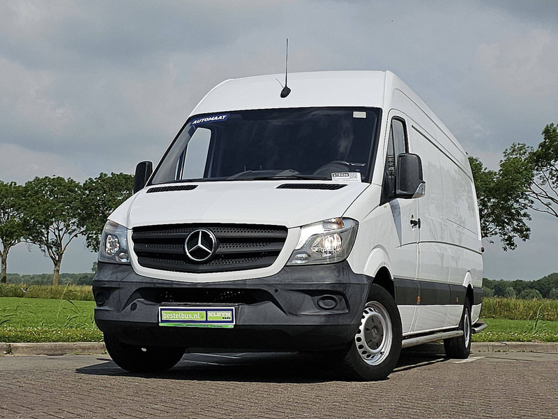 Mercedes-Benz Sprinter 311 L3H2 Post-Inrichting - Furgon: 1 kép. Mercedes-Benz Sprinter 311 L3H2 Post-Inrichting - Furgon: 1 kép.