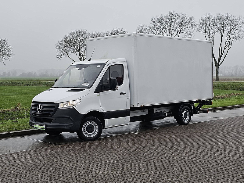 Mercedes-Benz Sprinter 314 Bakwagen Laadklep! - Dobozos kisteherautó: 2 kép. Mercedes-Benz Sprinter 314 Bakwagen Laadklep! - Dobozos kisteherautó: 2 kép.