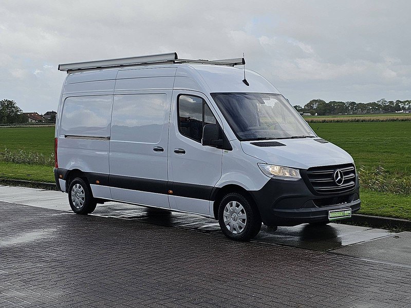 Mercedes-Benz Sprinter 314 CDI L2H2 - Furgon: 5 kép. Mercedes-Benz Sprinter 314 CDI L2H2 - Furgon: 5 kép.