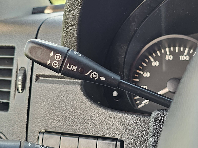 Furgon Mercedes-Benz Sprinter 314: 11 kép. Furgon Mercedes-Benz Sprinter 314: 11 kép.