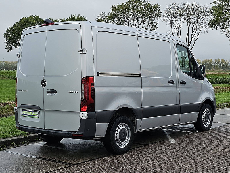 Mercedes-Benz Sprinter 314 L1H1 LED WP-Inricht. - Furgon: 3 kép. Mercedes-Benz Sprinter 314 L1H1 LED WP-Inricht. - Furgon: 3 kép.