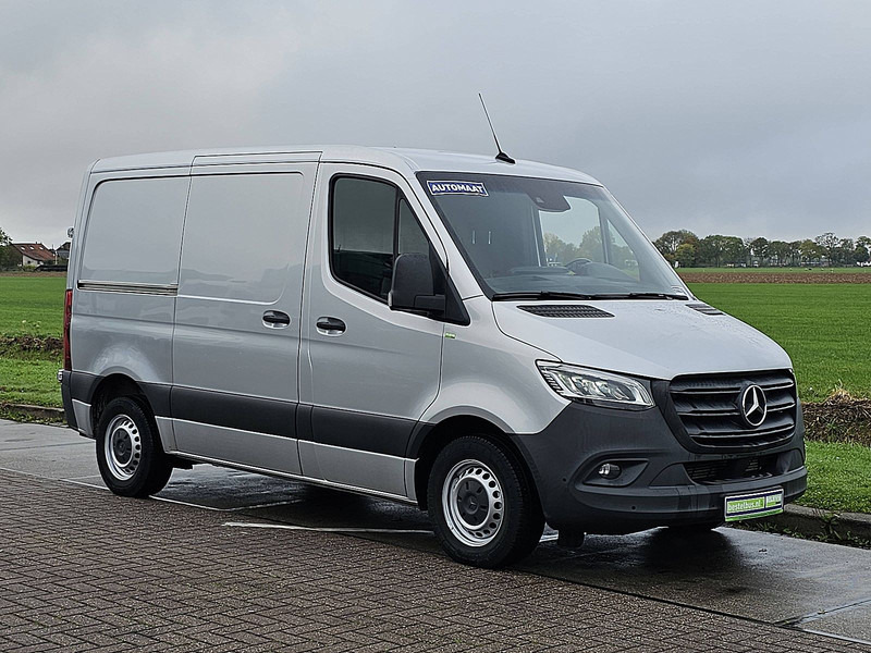 Mercedes-Benz Sprinter 314 L1H1 LED WP-Inricht. - Furgon: 5 kép. Mercedes-Benz Sprinter 314 L1H1 LED WP-Inricht. - Furgon: 5 kép.
