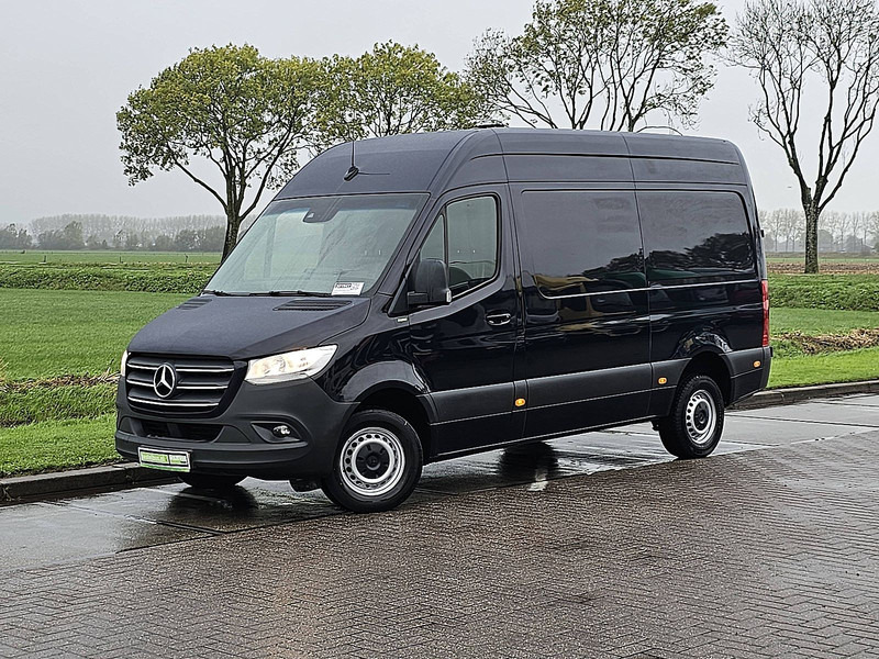 Mercedes-Benz Sprinter 314 L2H2 3.5T-Trekhaak! - Furgon: 2 kép. Mercedes-Benz Sprinter 314 L2H2 3.5T-Trekhaak! - Furgon: 2 kép.
