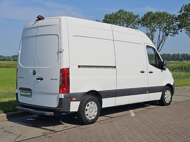 Mercedes-Benz Sprinter 314 L2H2 Mbux Automaat! - Furgon: 3 kép. Mercedes-Benz Sprinter 314 L2H2 Mbux Automaat! - Furgon: 3 kép.