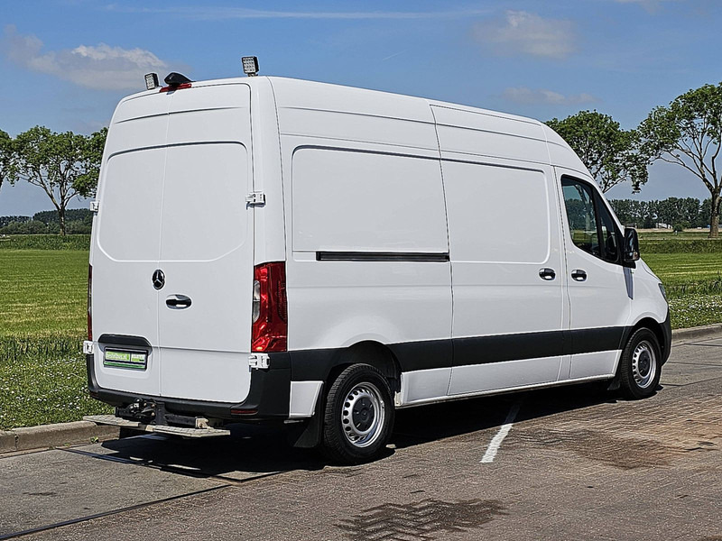 Mercedes-Benz Sprinter 314 L2H2 Navi Trekhaak! - Furgon: 3 kép. Mercedes-Benz Sprinter 314 L2H2 Navi Trekhaak! - Furgon: 3 kép.