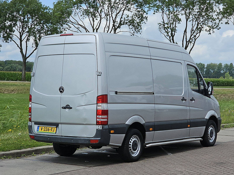 Mercedes-Benz Sprinter 314 ac automaat EURO6 - Furgon: 3 kép. Mercedes-Benz Sprinter 314 ac automaat EURO6 - Furgon: 3 kép.