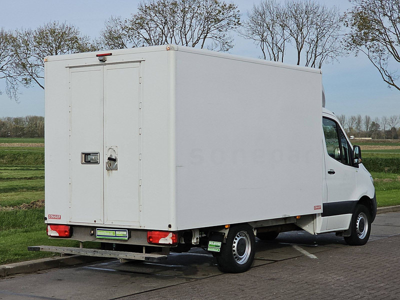 Mercedes-Benz Sprinter 314 ac automaat EURO6 - Dobozos kisteherautó: 3 kép. Mercedes-Benz Sprinter 314 ac automaat EURO6 - Dobozos kisteherautó: 3 kép.