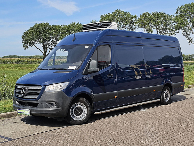 Mercedes-Benz Sprinter 314 koelwagen EURO6 - Hűtős kisteherautó: 2 kép. Mercedes-Benz Sprinter 314 koelwagen EURO6 - Hűtős kisteherautó: 2 kép.