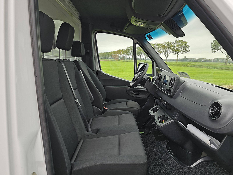 Dobozos kisteherautó Mercedes-Benz Sprinter 315 Bakwagen Laadklep!: 7 kép.