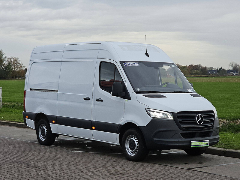 Mercedes-Benz Sprinter 315 L2H2 LED Automaat ! - Kis furgon: 5 kép. Mercedes-Benz Sprinter 315 L2H2 LED Automaat ! - Kis furgon: 5 kép.