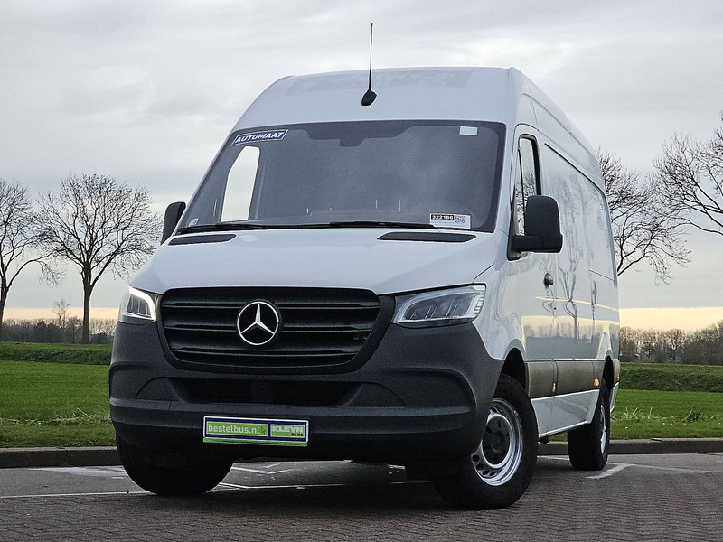 Mercedes-Benz Sprinter 315 L2H2 LED Automaat ! - Kis furgon: 1 kép. Mercedes-Benz Sprinter 315 L2H2 LED Automaat ! - Kis furgon: 1 kép.