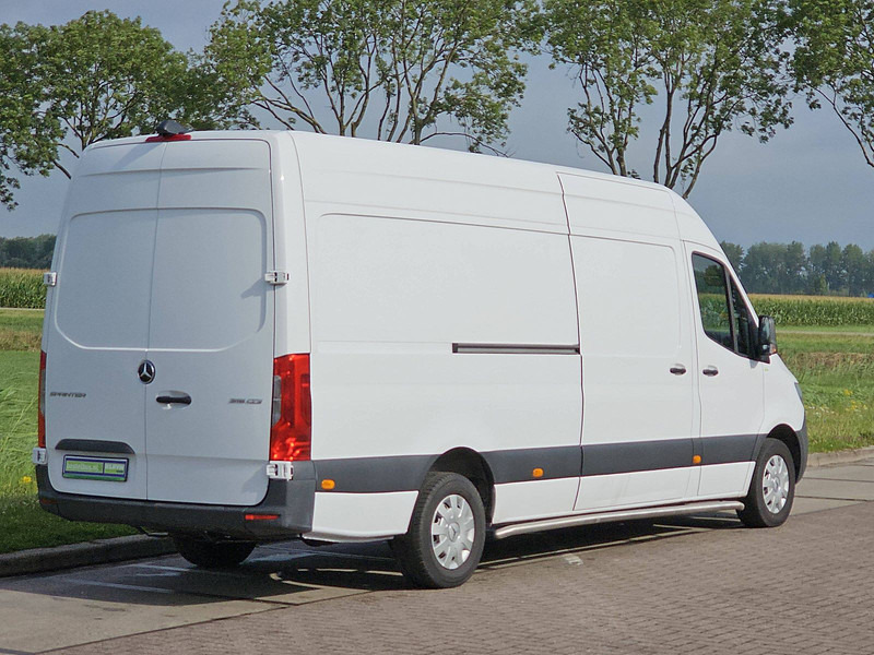 Mercedes-Benz Sprinter 315 L3H2 Koeling Vriezer - Hűtős kisteherautó: 3 kép. Mercedes-Benz Sprinter 315 L3H2 Koeling Vriezer - Hűtős kisteherautó: 3 kép.