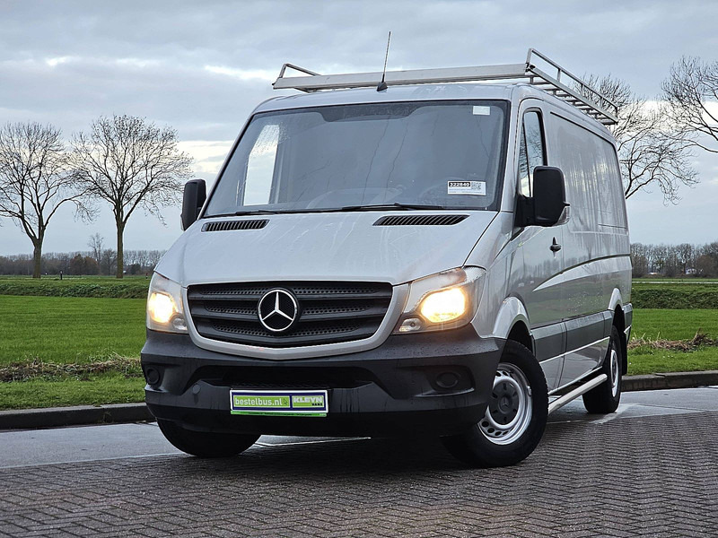 Mercedes-Benz Sprinter 316 CDI L2H1 - Furgon: 1 kép. Mercedes-Benz Sprinter 316 CDI L2H1 - Furgon: 1 kép.