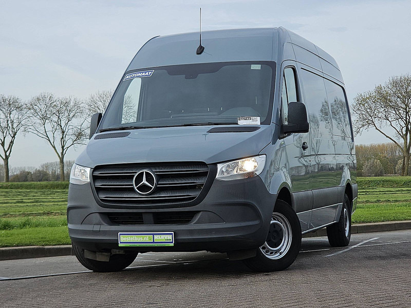 Mercedes-Benz Sprinter 316 L2H2 Mbux Trekhaak - Kis furgon: 1 kép. Mercedes-Benz Sprinter 316 L2H2 Mbux Trekhaak - Kis furgon: 1 kép.