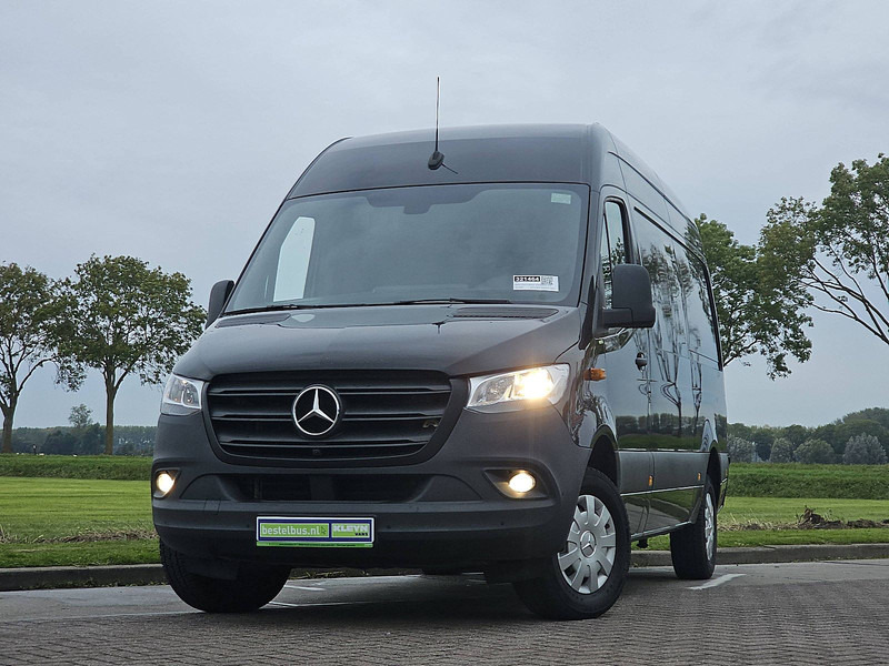 Mercedes-Benz Sprinter 317 L2H2 Mbux 360camera! - Furgon: 1 kép. Mercedes-Benz Sprinter 317 L2H2 Mbux 360camera! - Furgon: 1 kép.