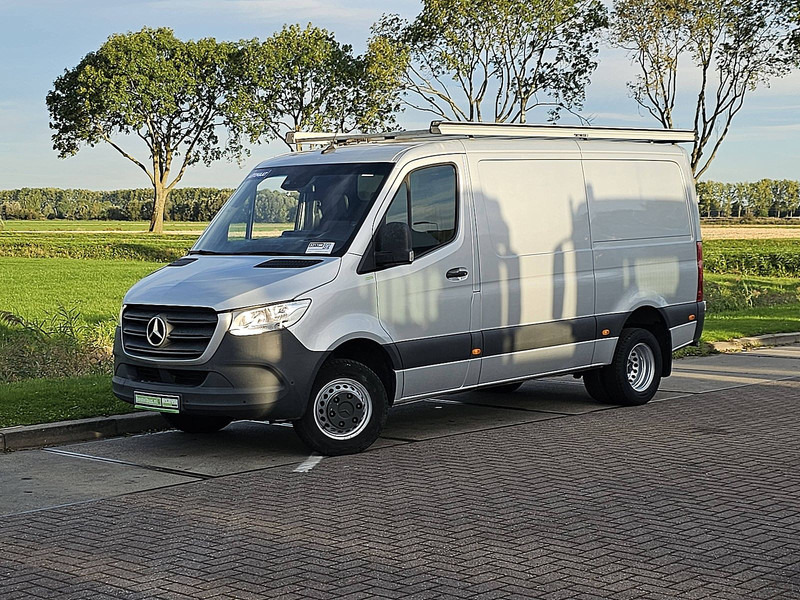 Mercedes-Benz Sprinter 514 L2H1 Dubbellucht AC! - Furgon: 2 kép. Mercedes-Benz Sprinter 514 L2H1 Dubbellucht AC! - Furgon: 2 kép.