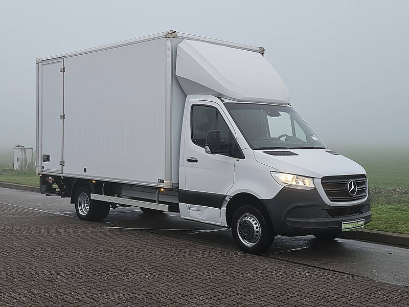 Mercedes-Benz Sprinter 515 Bakwagen Laadklep! - Dobozos kisteherautó: 5 kép. Mercedes-Benz Sprinter 515 Bakwagen Laadklep! - Dobozos kisteherautó: 5 kép.
