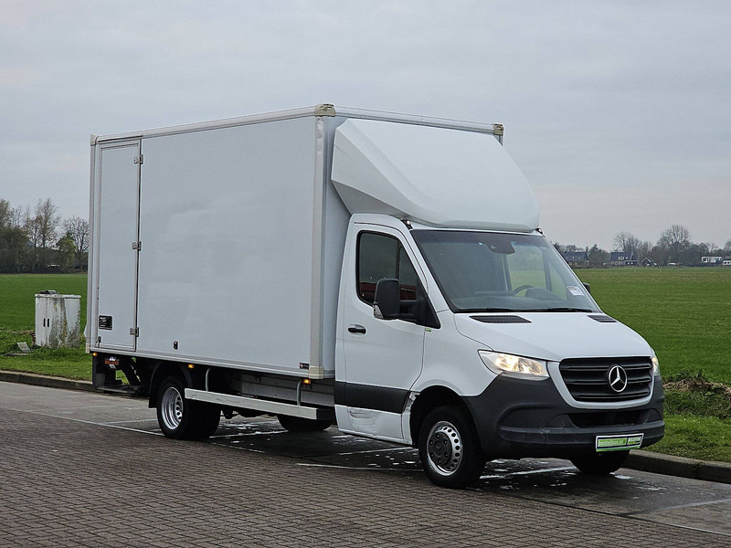 Mercedes-Benz Sprinter 515 Bakwagen Laadklep! - Dobozos kisteherautó: 5 kép. Mercedes-Benz Sprinter 515 Bakwagen Laadklep! - Dobozos kisteherautó: 5 kép.