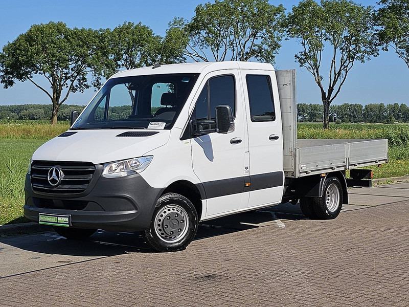 Mercedes-Benz Sprinter 516 DUB.CAB Open-Laadbak - Platós kisteherautó: 2 kép. Mercedes-Benz Sprinter 516 DUB.CAB Open-Laadbak - Platós kisteherautó: 2 kép.