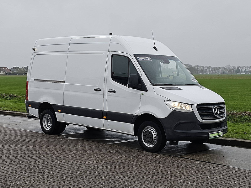 Mercedes-Benz Sprinter 516 ac automaat EURO6 - Furgon: 5 kép. Mercedes-Benz Sprinter 516 ac automaat EURO6 - Furgon: 5 kép.