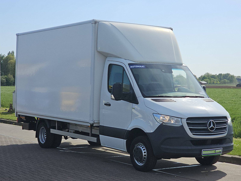 Mercedes-Benz Sprinter 516 ac automaat EURO6 - Dobozos kisteherautó: 5 kép. Mercedes-Benz Sprinter 516 ac automaat EURO6 - Dobozos kisteherautó: 5 kép.