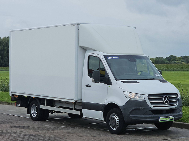 Mercedes-Benz Sprinter 516 ac automaat EURO6 - Dobozos kisteherautó: 5 kép. Mercedes-Benz Sprinter 516 ac automaat EURO6 - Dobozos kisteherautó: 5 kép.