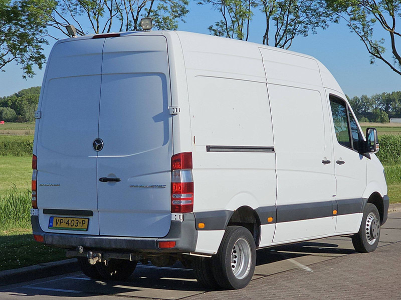 Mercedes-Benz Sprinter 519 V6 3.0 LTR EURO6 - Furgon: 3 kép. Mercedes-Benz Sprinter 519 V6 3.0 LTR EURO6 - Furgon: 3 kép.
