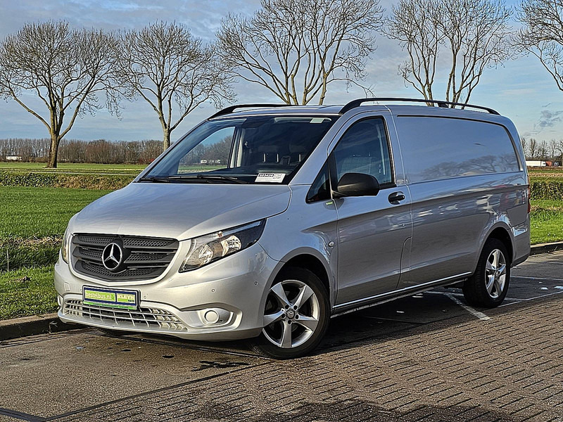 Mercedes-Benz Vito 114 ac automaat EURO6 - Kis furgon: 2 kép. Mercedes-Benz Vito 114 ac automaat EURO6 - Kis furgon: 2 kép.