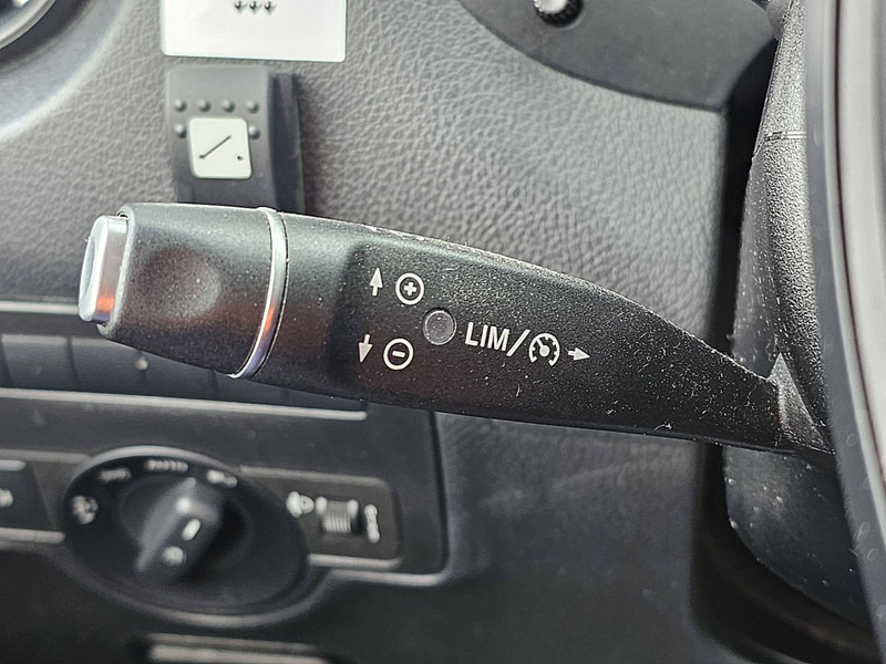 Kis furgon Mercedes-Benz Vito 116 CDI XXL AUT.: 11 kép.